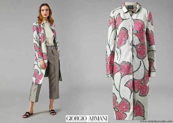 Queen Mathilde wore GIORGIO ARMANI Duster Coat