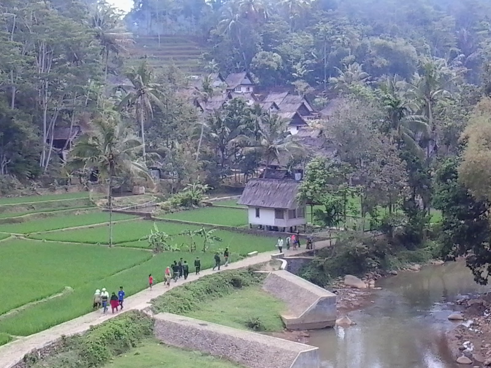 Wisata Tasikmalaya: Kampung Naga