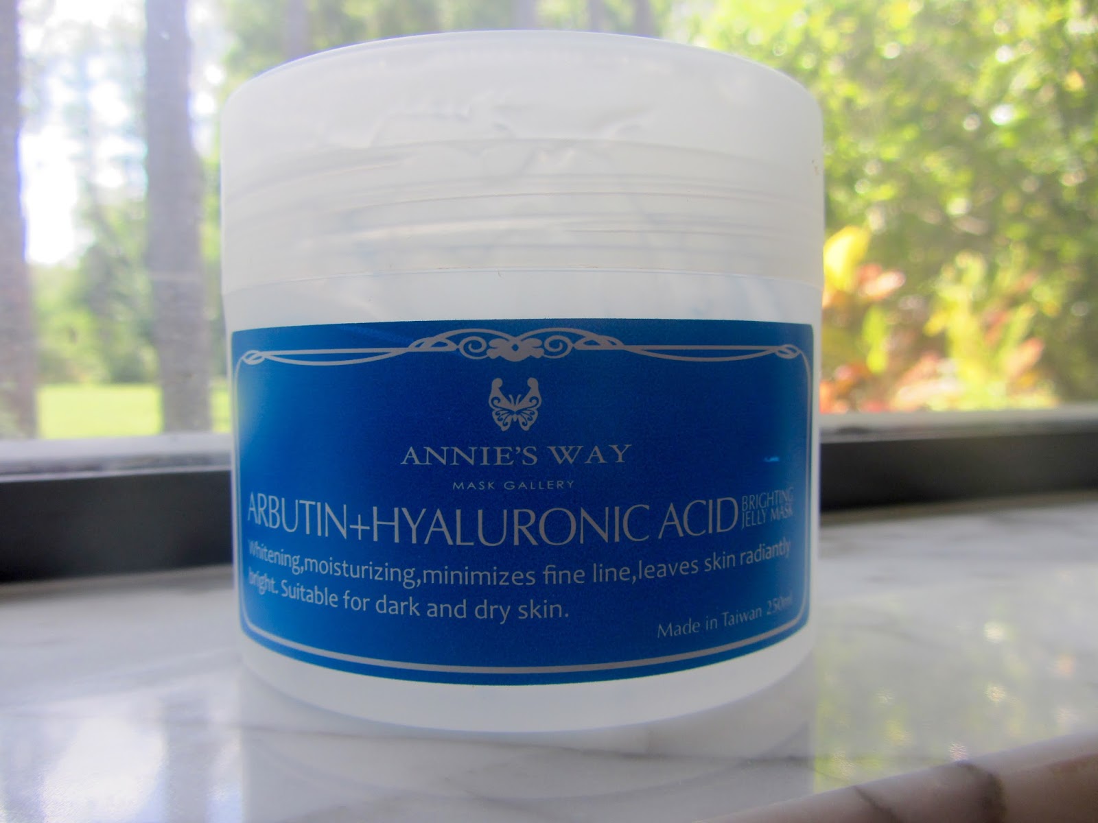 Annie's Way Arbutin + Hyaluronic Acid Brighting Jelly Mask Review Ree