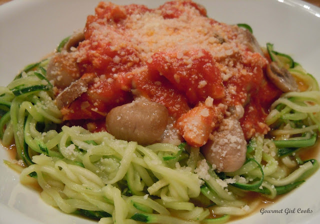Gourmet Girl Cooks: Thursday's Quick Chicken & Zucchini Pasta...