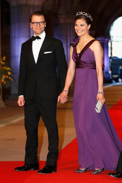 Queen Beatrix hosts her final dinner as Queen for members of the royal family 