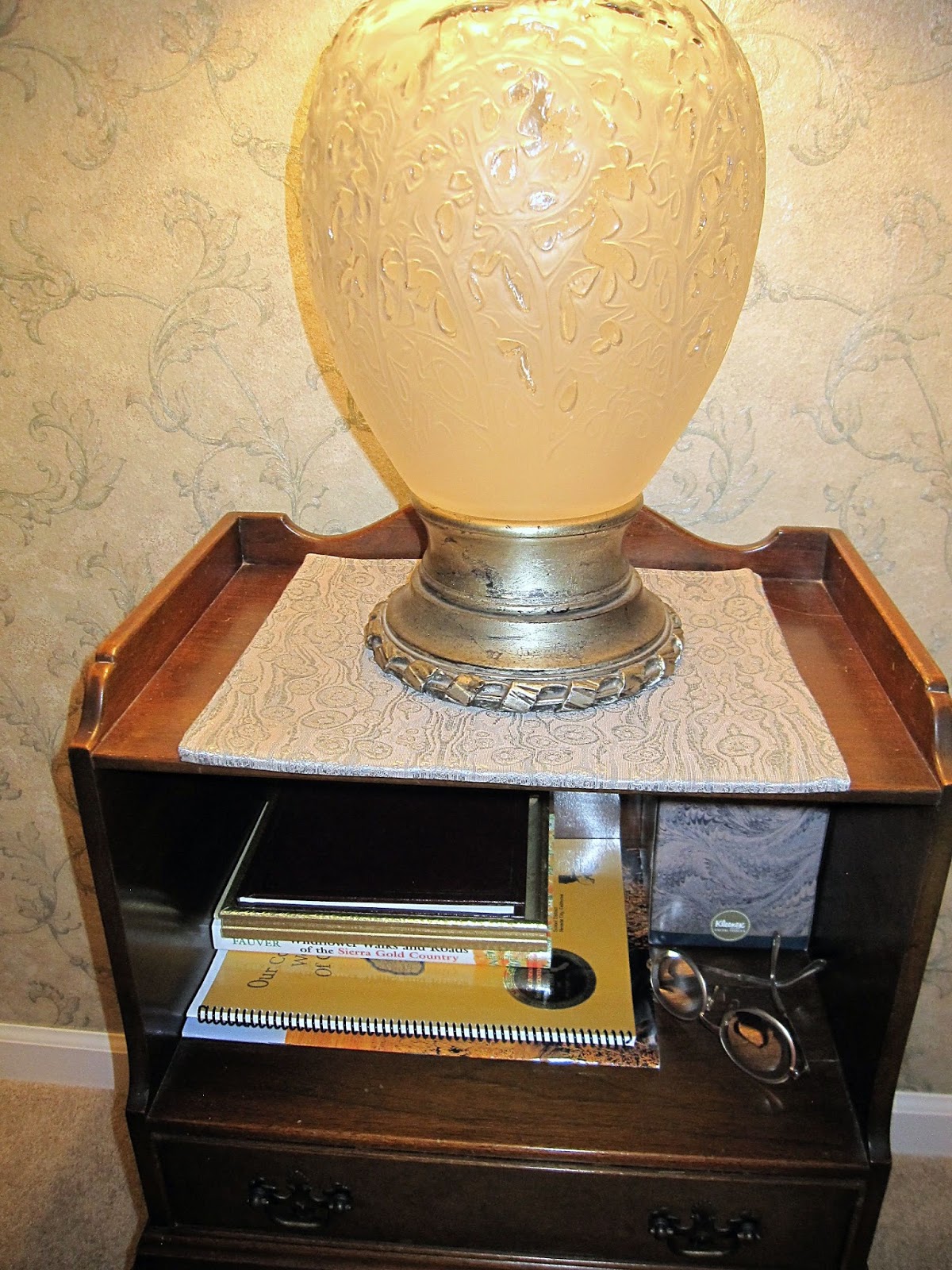 Createology: Sewing Table Toppers...