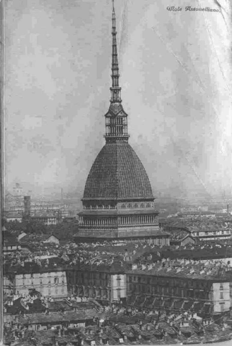 LIVE WITH ART: Mole Antonelliana