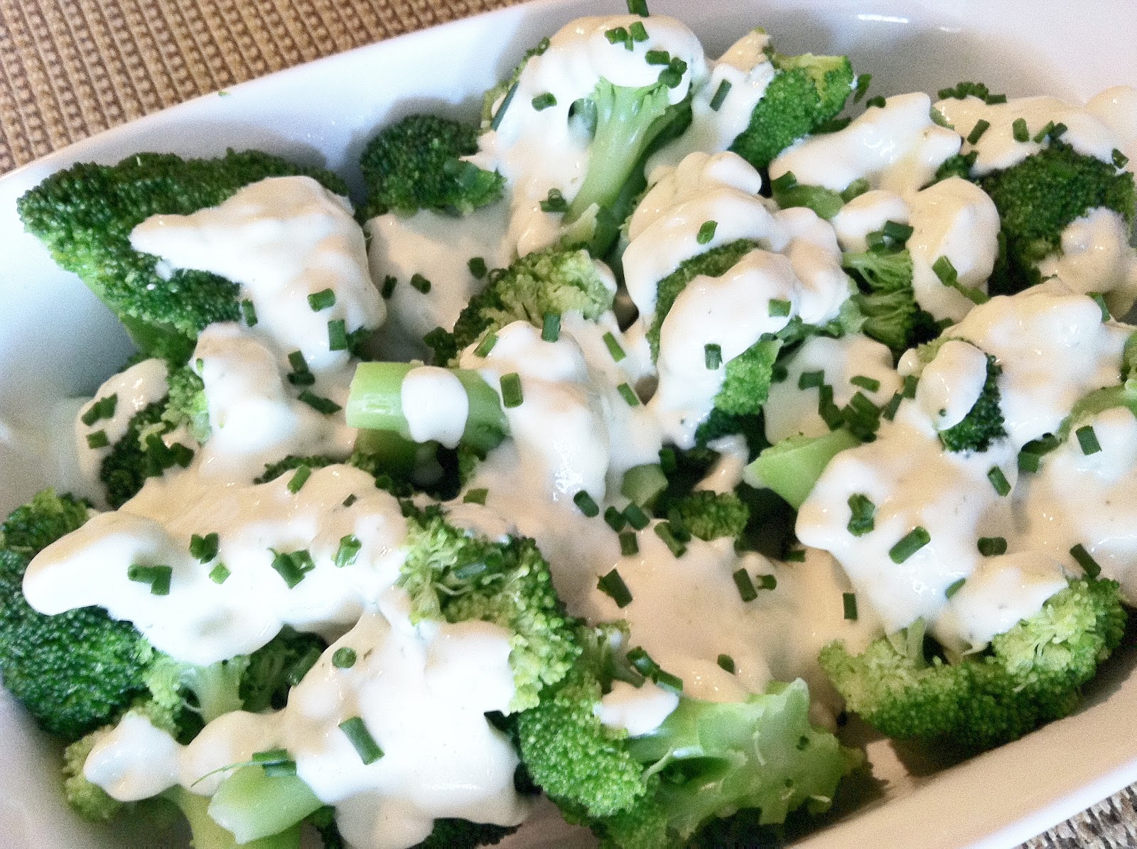 Low Carb Layla: Broccoli in a Garlic Herb Cream Sauce