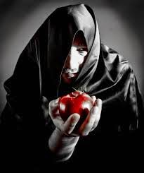 manzana roja envenenada apetitosa manzana roja envenenada