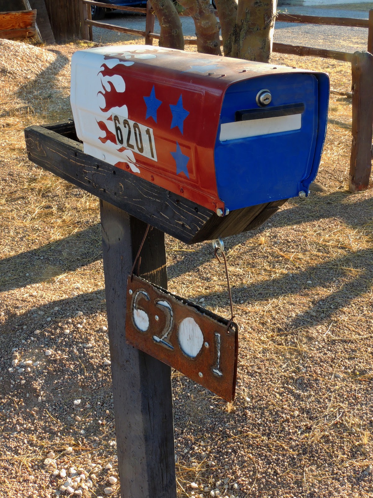 Tucson Mailbox Art Mailbox archive 6201 East 26th Street