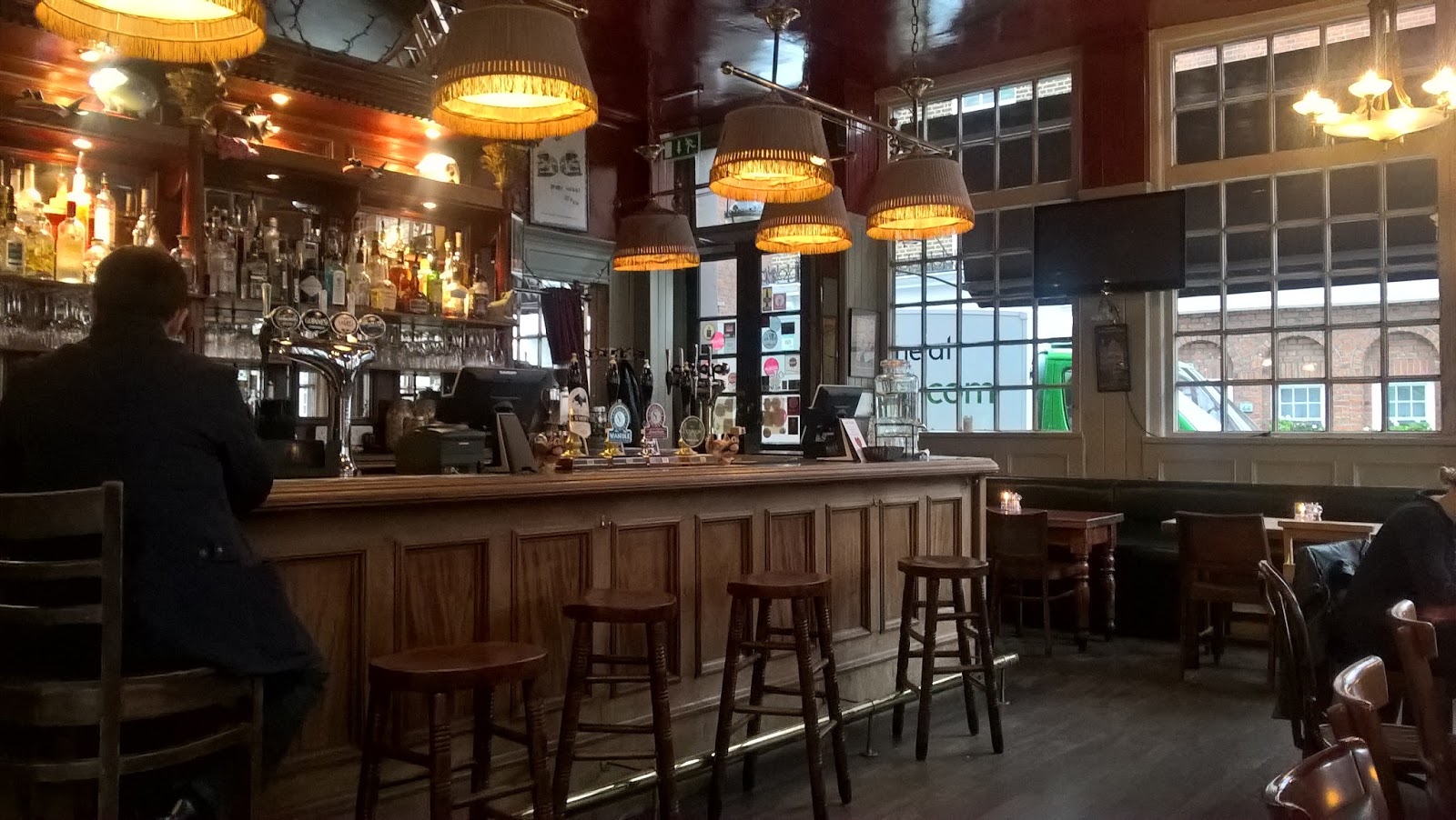 Liam's Pub and Beer Blog London Pub Tour 32 Chelsea Pigs Ear and