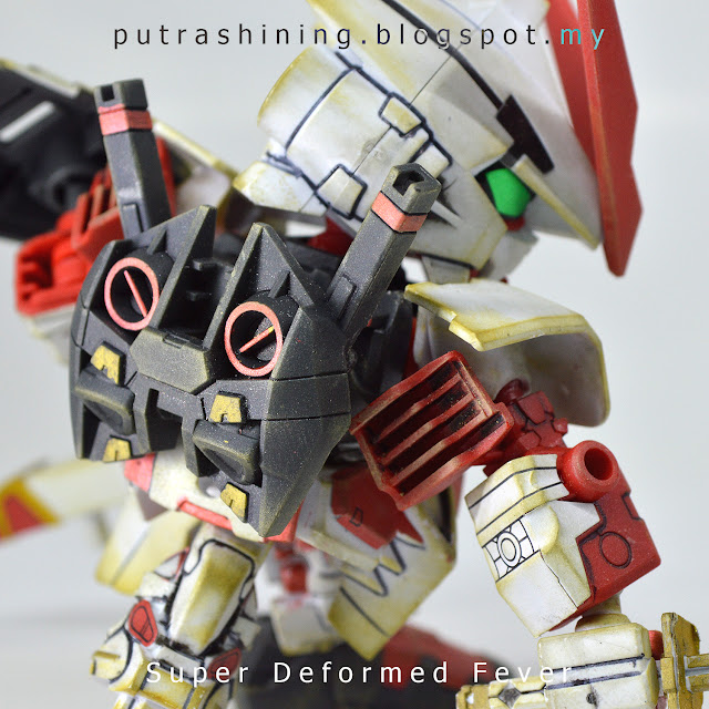 SD Gundam EX-STANDARD Gundam Astray Red Frame custom weather by Putra Shining