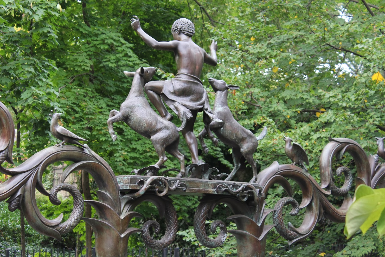 salisbury-hotel-nyc-tisch-children-s-zoo-in-central-park