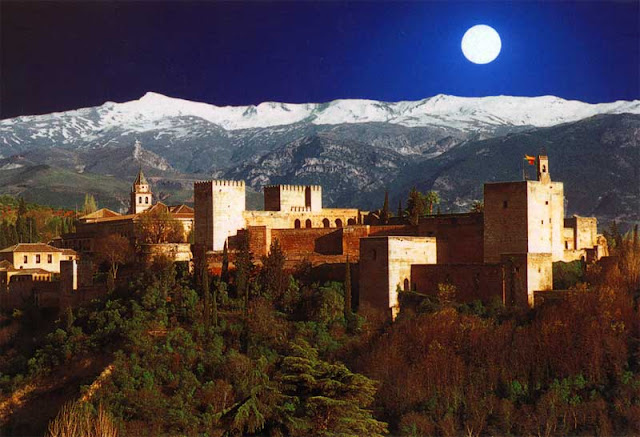 Alhambra y Sierra Nevada desde el mirador de San Nicolás