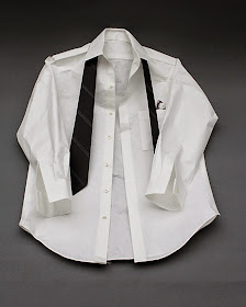 06-Shirt-&-Tie-Vincent-Tomczyk-Personalities-of-Objects-in-Paper-Sculptures-www-designstack-co