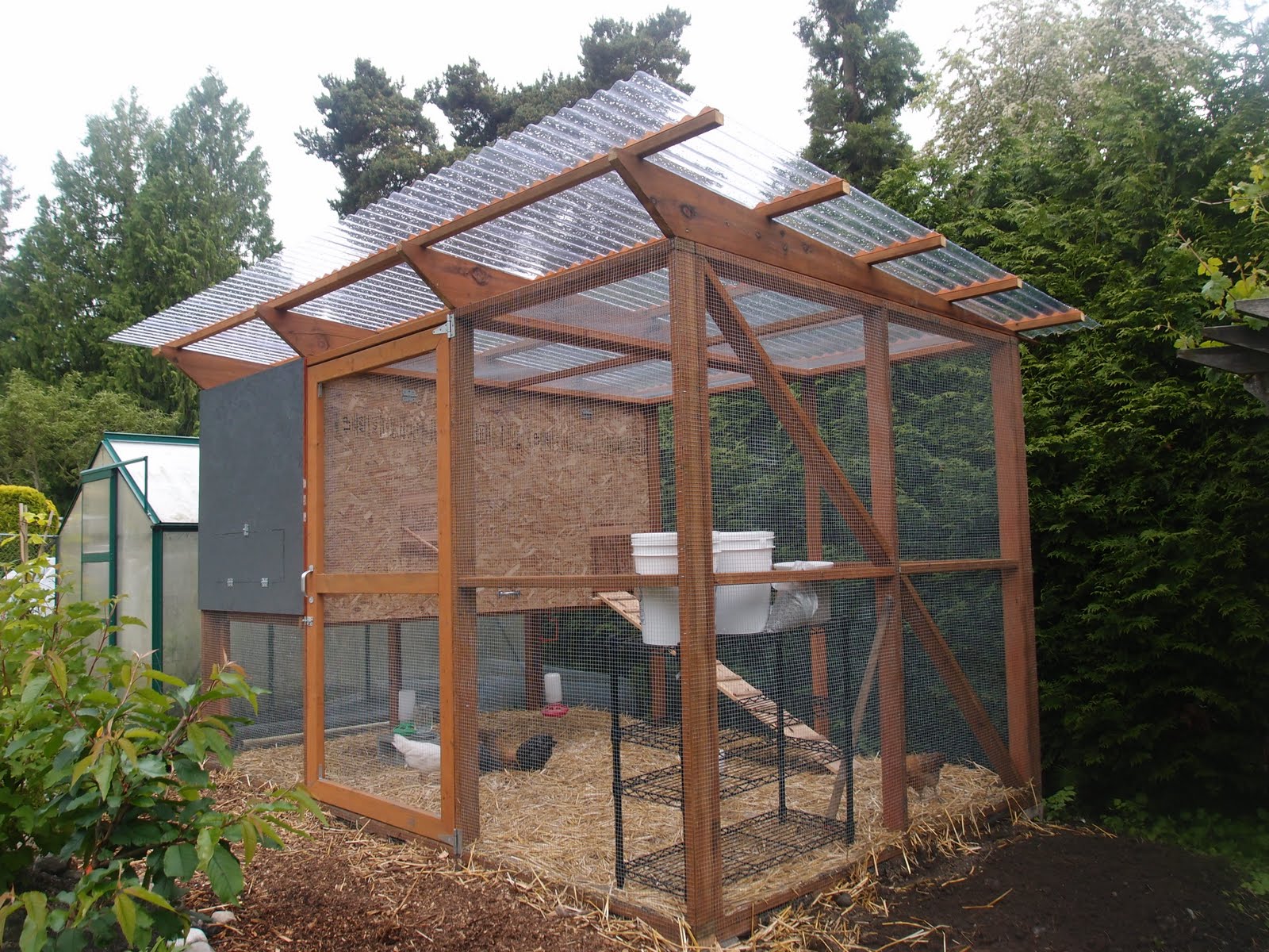 The Chicken Coop Is Done�Enough. | Northwest Edible Life