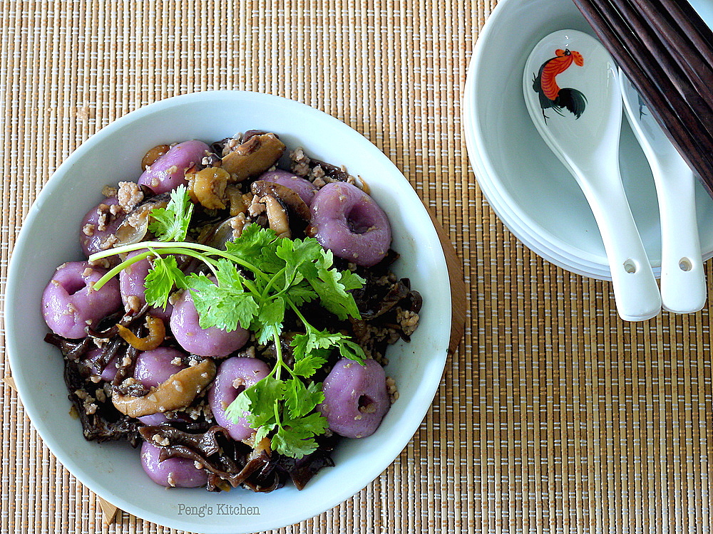 Peng's Kitchen: Chinese Yam Abacus Seeds 紫淮山算盘子