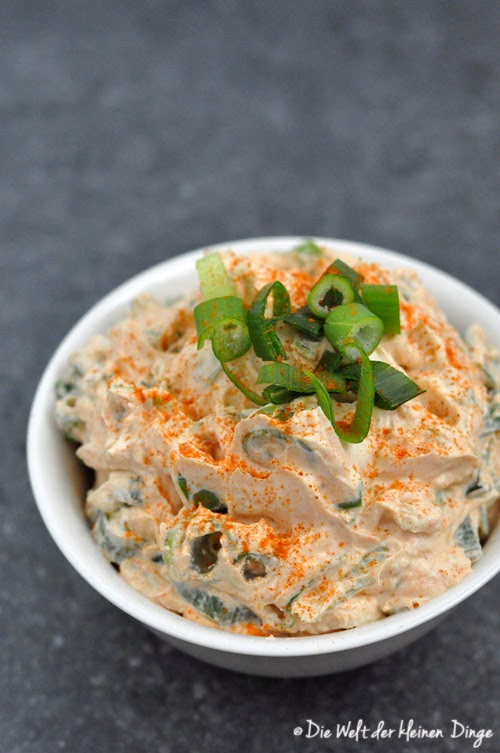 Die Welt der kleinen Dinge: Basic Monday: Frischkäse-Frühlingszwiebel-Dip