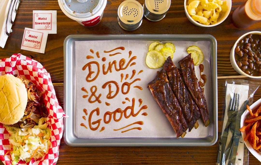 09-The-BBQ-sauce-lettering-Becca-Clason-Marrying-Typography-and-Food-www-designstack-co