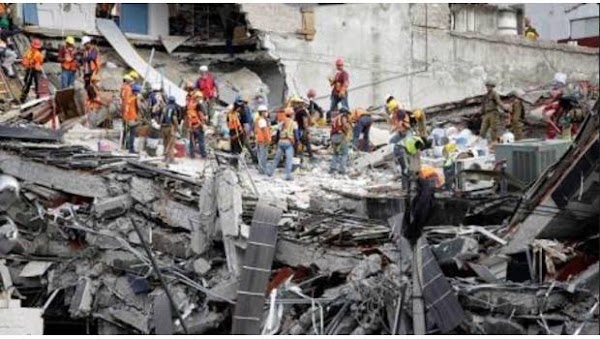 Héroes "desconocidos" salvan siete vidas en el Tec de Monterrey Héroes "desconocidos" salvan siete vidas en el Tec de Monterrey
