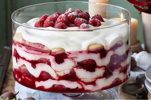 White Chocolate Raspberry Trifle #dessert #chocolate