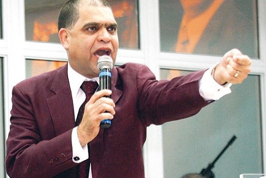 Pastor Marcos Pereira Pastor Marcos Pereira oferta em culto