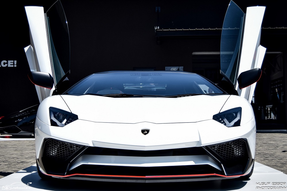 South Africa's First Lamborghini Aventador SV Gets ...