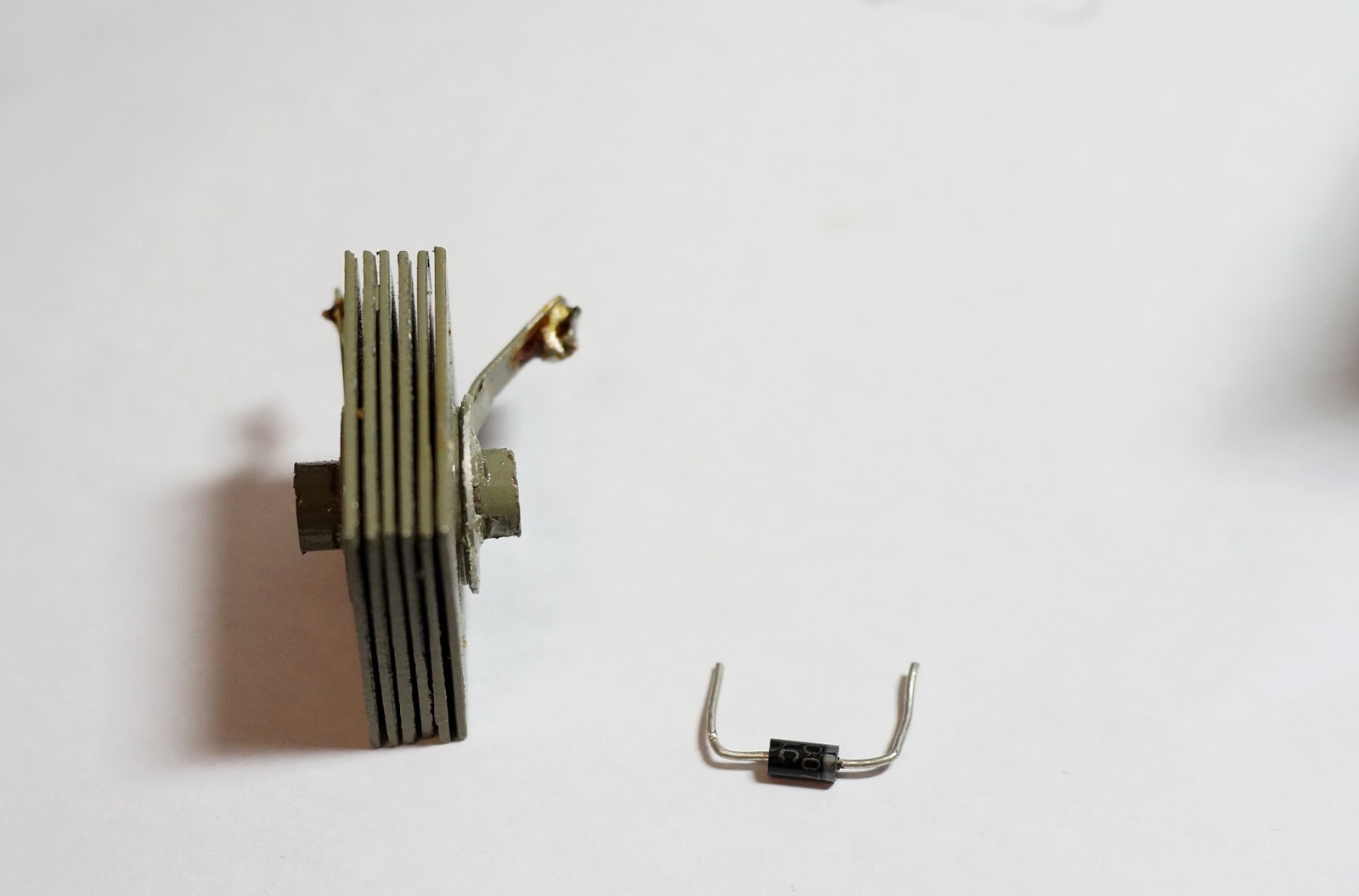 Project Repair Project "Mitchell Model 1265 Portable Suitcase Record