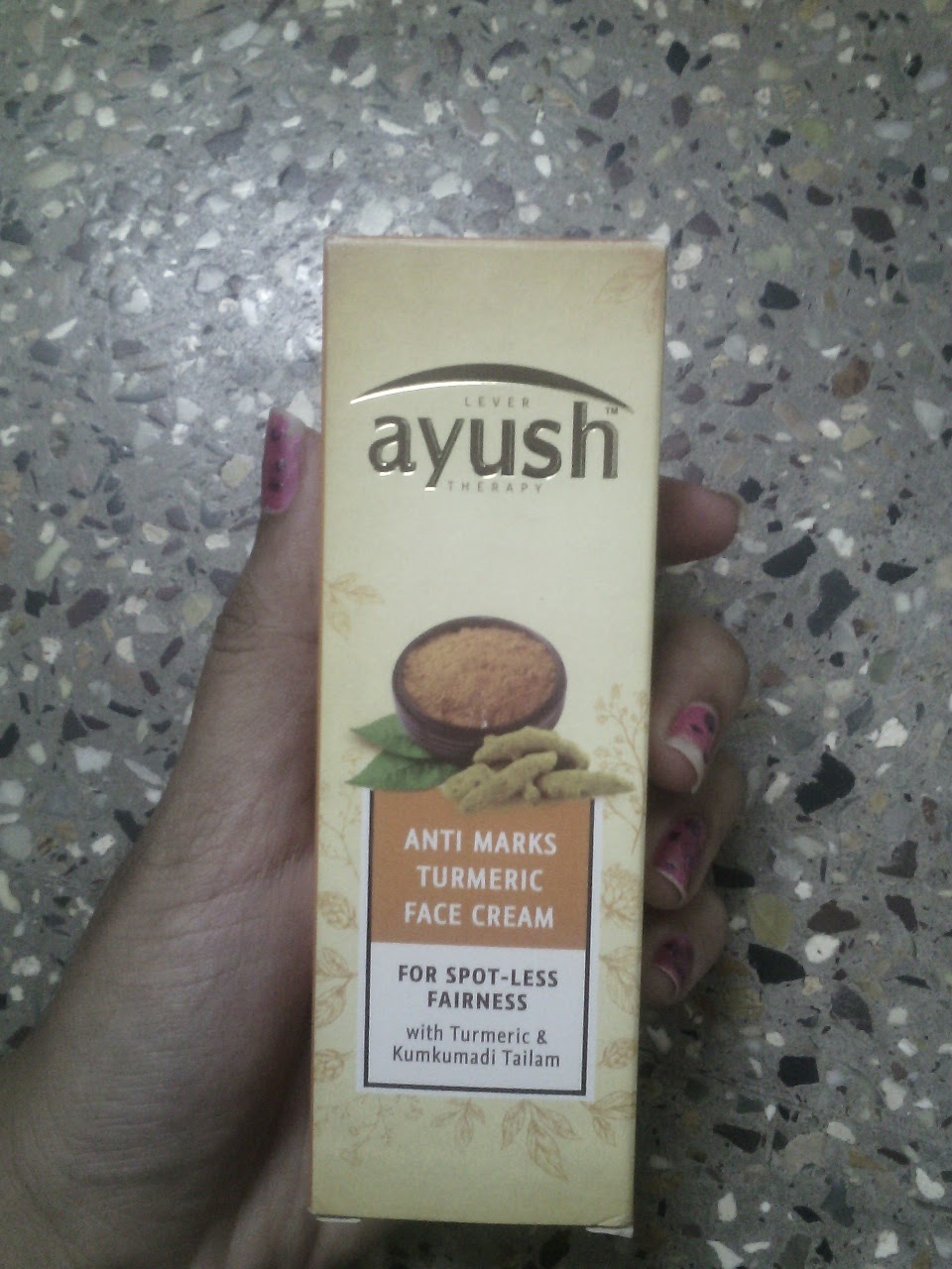 SKIN AND HAIR HOME LEVER AYUSH ANTI MARKS TURMERIC FACE CREAM REVIEW