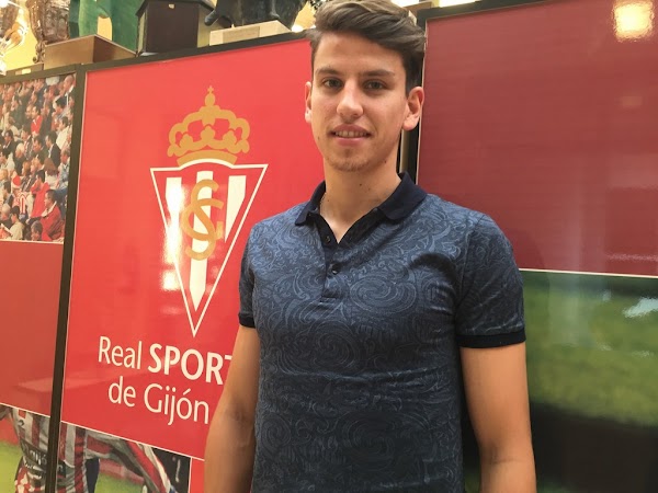 Oficial: El Oporto cede a Lichnovsky al Sporting de Gijón
