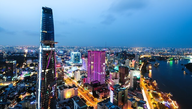 sai-gon-xa-mot-giay-cung-thay-nho-1 sai-gon-xa-mot-giay-cung-thay-nho-1