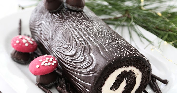 Black Forest Buche De Noel Sprinkle Bakes