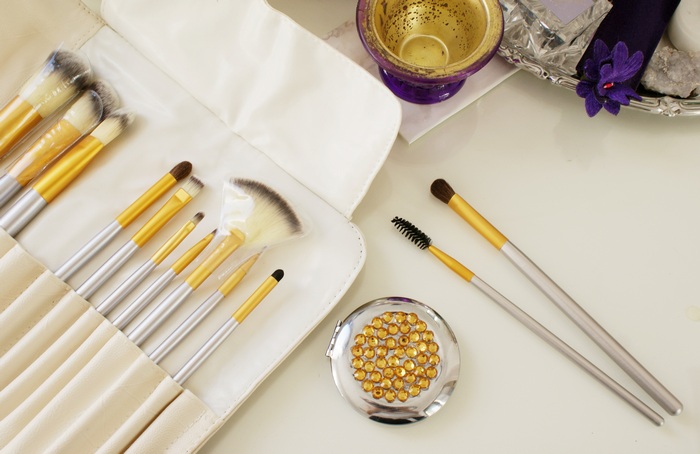 diy crystals compact mirror