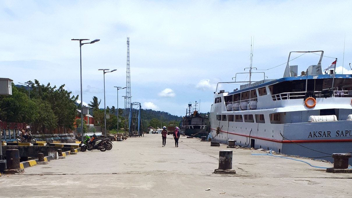 Instalasi Pemantauan di Pelabuhan Babang, Maluku Utara