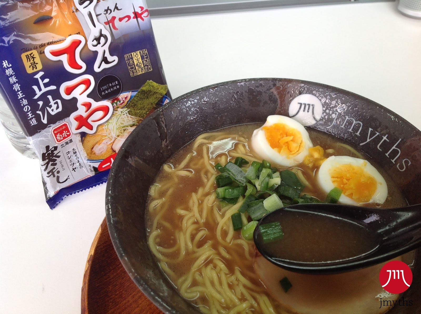Ramen life 24Tetsuya Ramen Tonkotsu Soy sauce