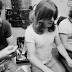 Morre George Young, irmão de Angus e Malcolm e produtor do AC/DC