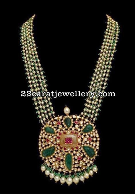 Fresh Water Pearls Haram with Locket Fresh Water Pearls Haram with Locket