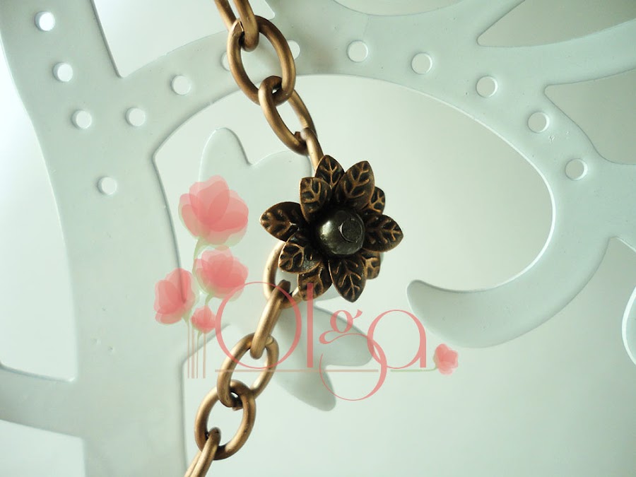 Desde el Taller de Olga.Collar mariposa de Origami