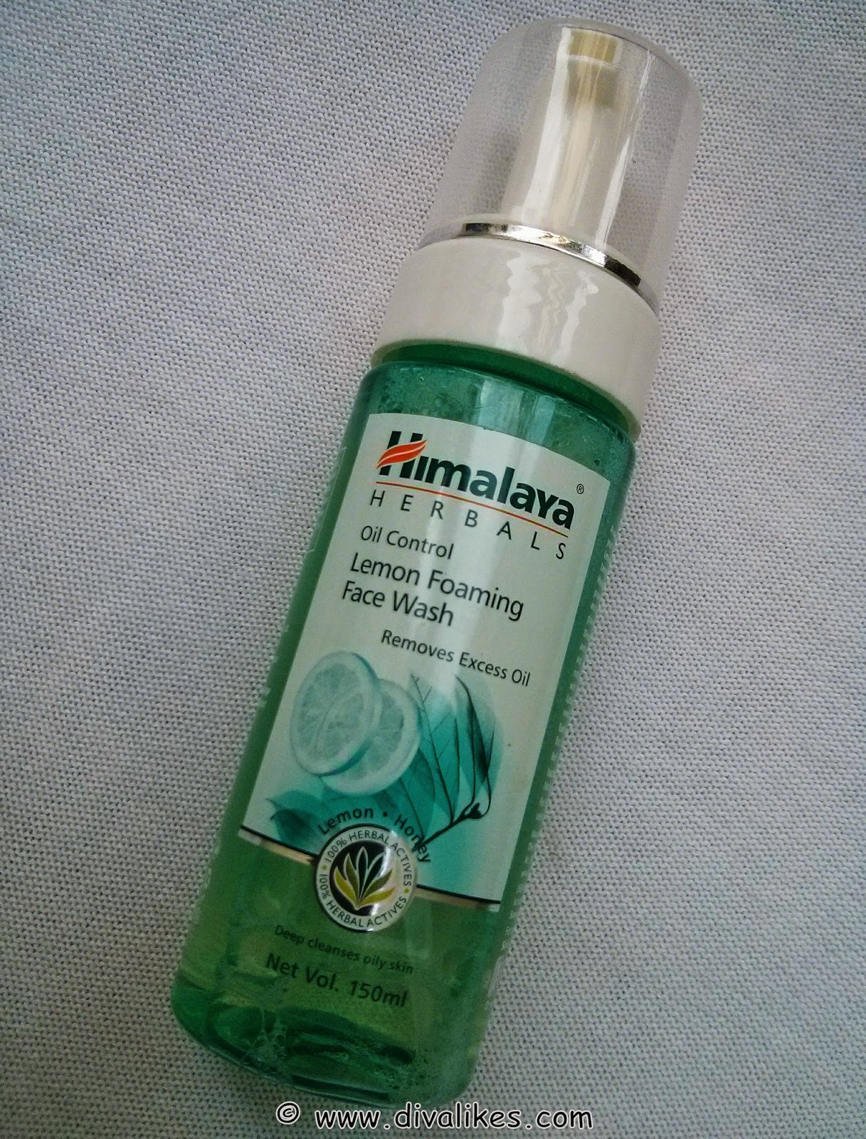 Himalaya Herbals Oil Control Lemon Foaming Face Wash Review Diva Likes
