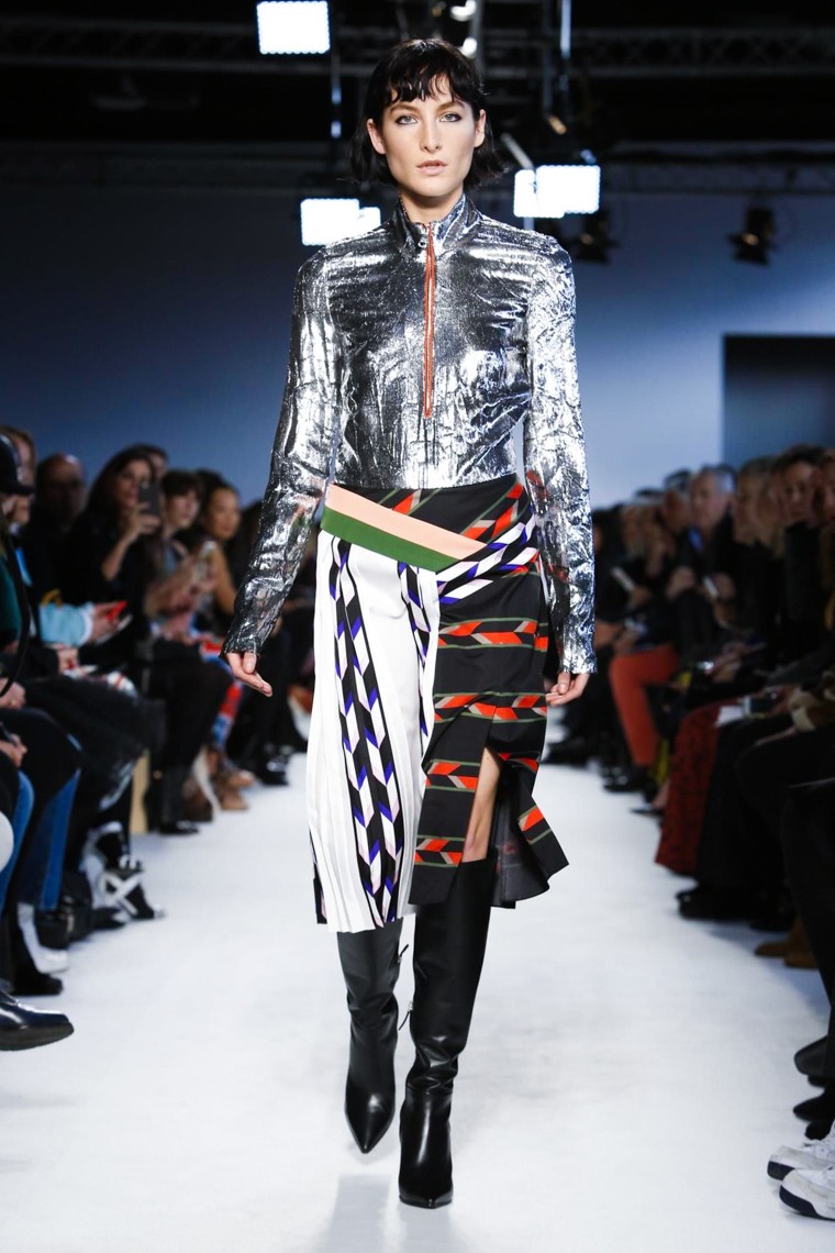 Emilio Pucci Fall/Winter 2016-2017 RTW MFW emilio-pucci-fall-winter-2016-2017-collection-milan-fashion-week, emilio-pucci-fall-winter-2016-2017, emilio-pucci-fall-winter-2016, emilio-pucci-fall-winter-2017, emilio-pucci-fall-2016, emilio-pucci-fall-2017, emilio-pucci-fall-2016-2017, dudessinauxpodiums, du-dessin-aux-podiums