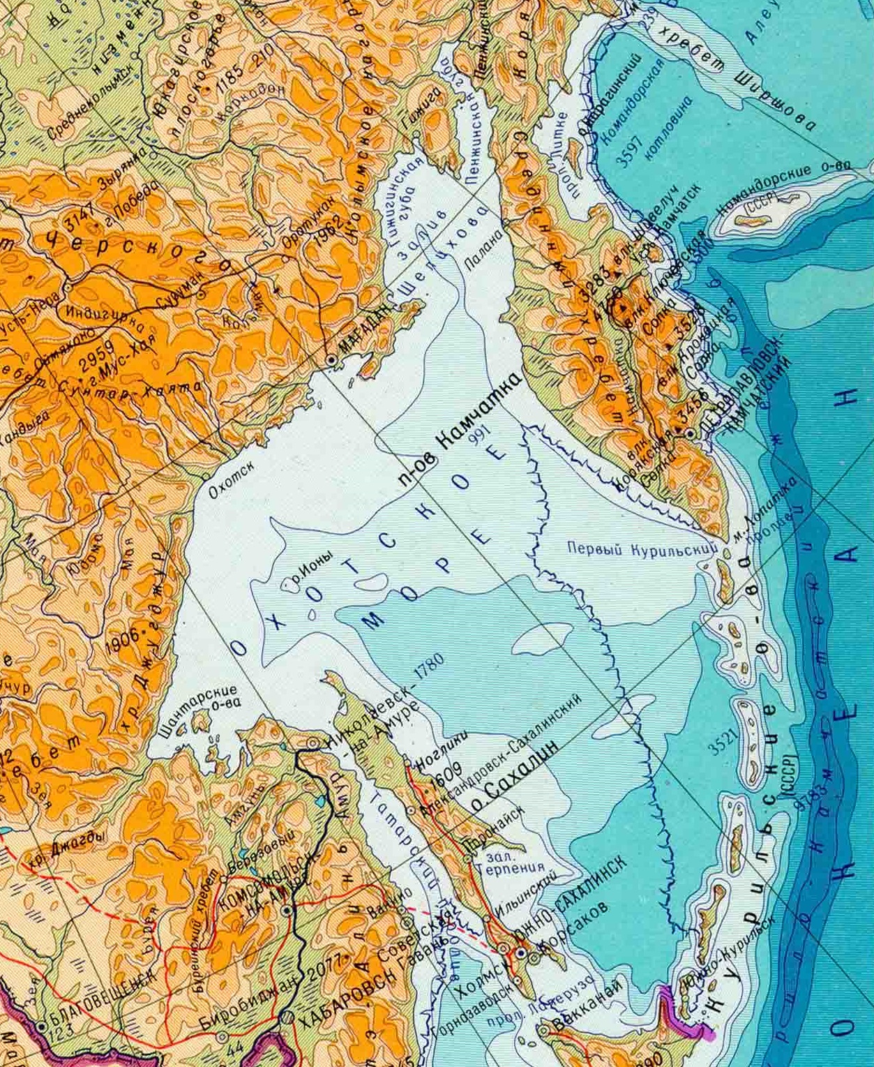К каким морям относится охотское море. Побережье Охотского моря карта. Охотское море на карте. Побережье Охотского и японского моря на карте.
