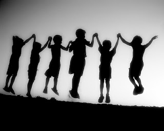 Lirik Lagu Rohani: Lirik Lagu Rohani Theme Song KTM - Kasih Persaudaraan