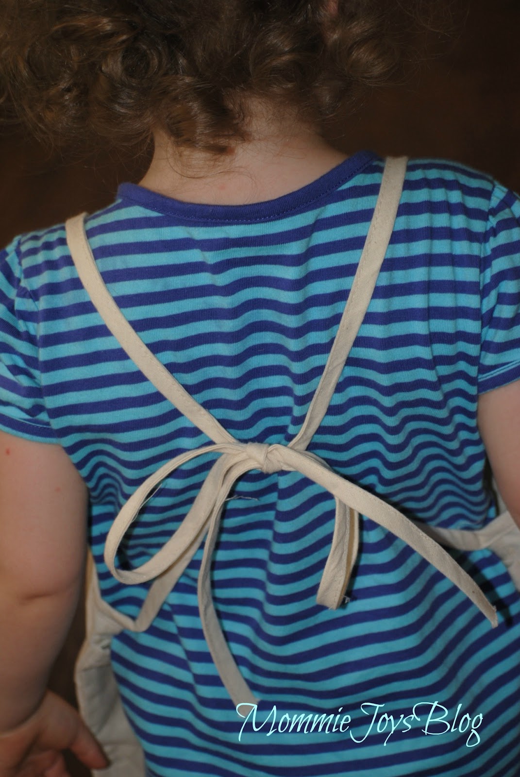 Mommie Joys Kids Apron Tie Solution