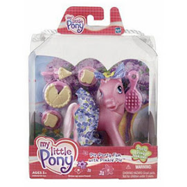 My Little Pony Pinkie Pie Pretty Pony Fashions Pie Party Fun G3 Pony