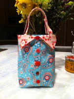 Three Crafty Quilters: Fresh Fabric Bag