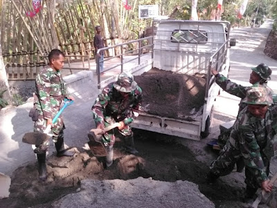 SEMANGAT MEMBARA ANGGOTA KODIM SRAGEN DI TMMD REG KE 103 TA. 2018
