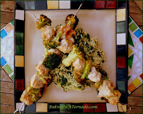 Ranch Chicken and Broccoli Kabobs: Chunks of chicken and broccoli florets marinated, skewered and grilled. | Recipe developed by www.BakingInATornado.com | #recipe #dinner