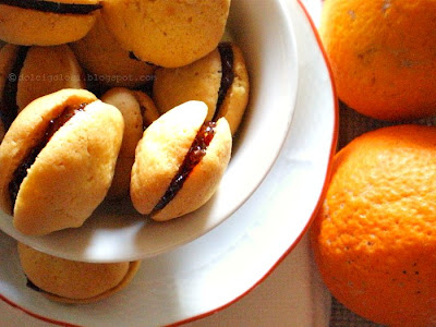 Dolci golosità:Biscotti arancia farciti
