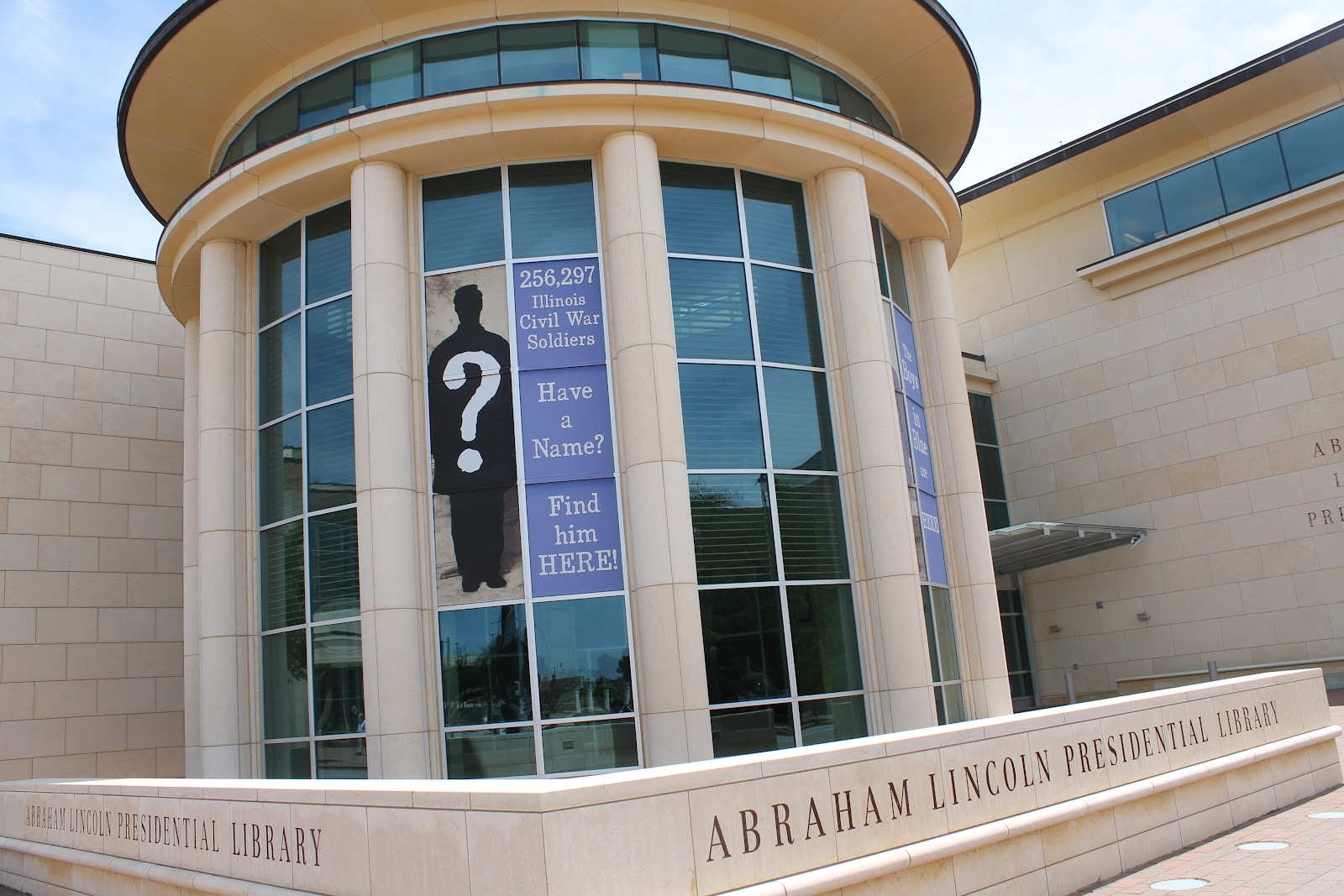 Hoorahoopti Away: Abraham Lincoln Presidential Library and Museum ...
