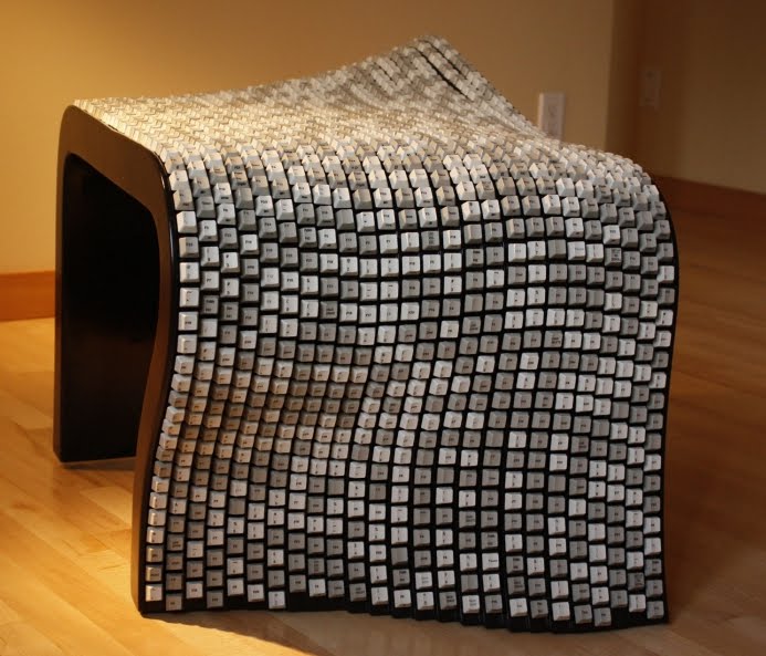 How to Recycle Upcycling Keys of Old Computer Keyboards