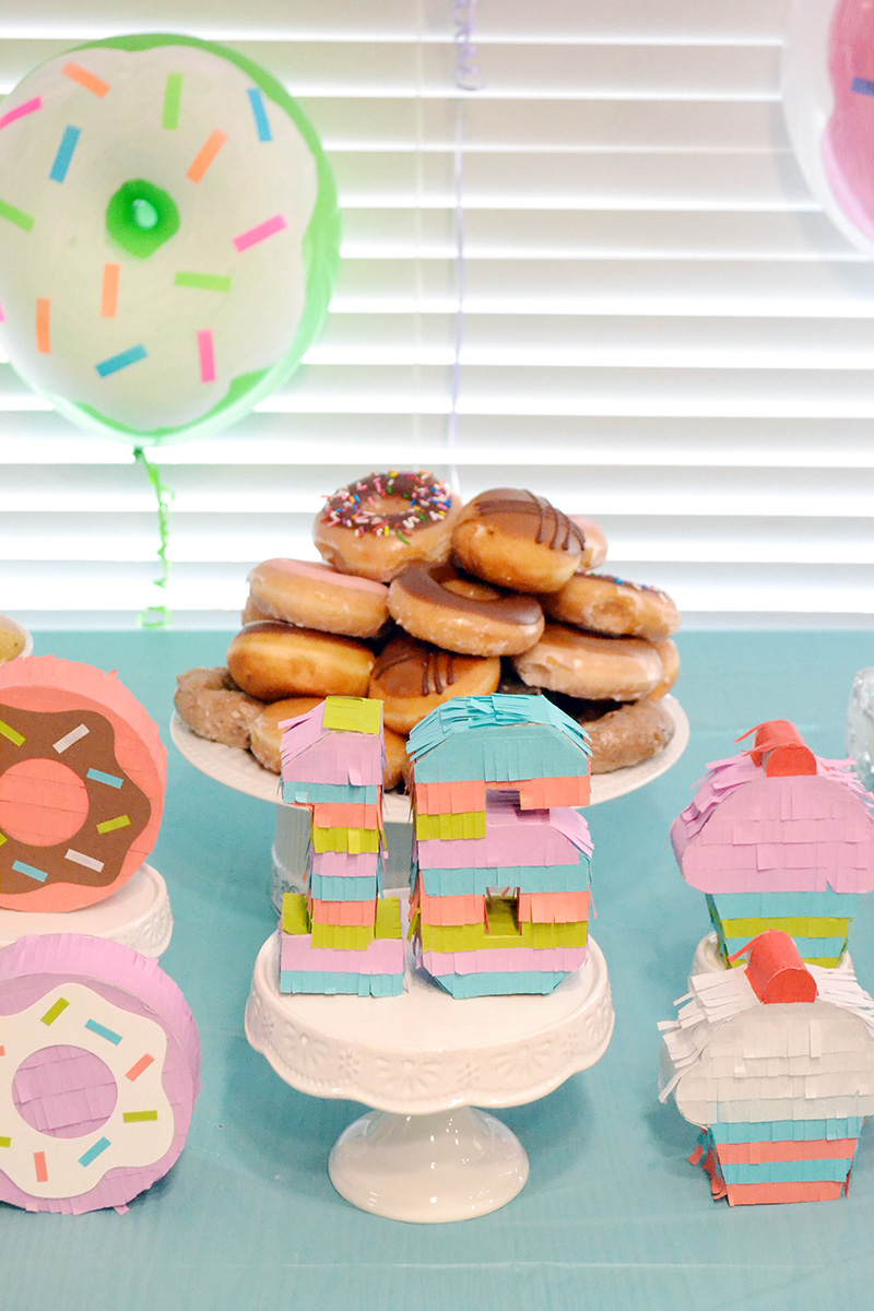 Aly Dosdall &quot;sweet&quot; 16 donut party decor