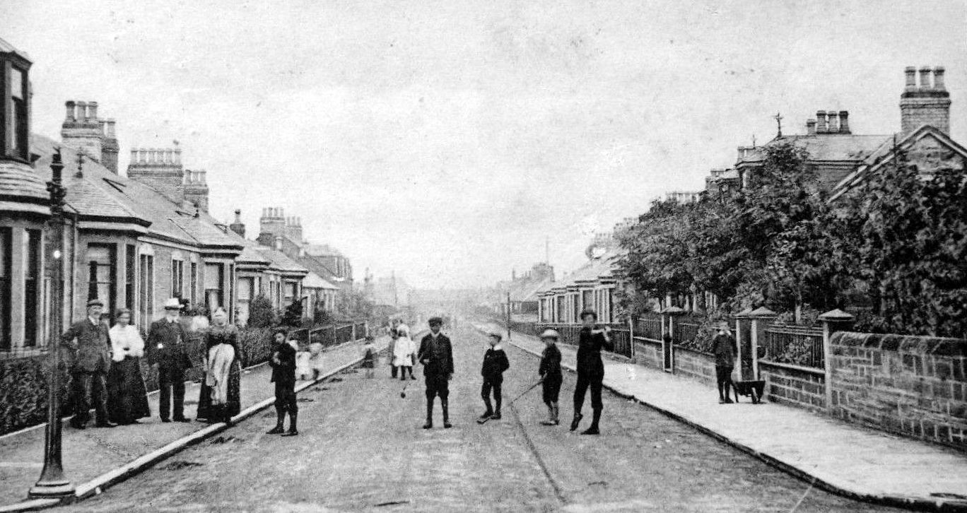 Tour Scotland Old Photograph Dalhousie Street Monifieth Scotland