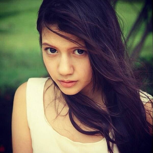 Fotho dan Biodata Cassandra: Fotho dan Biodata Cassandra