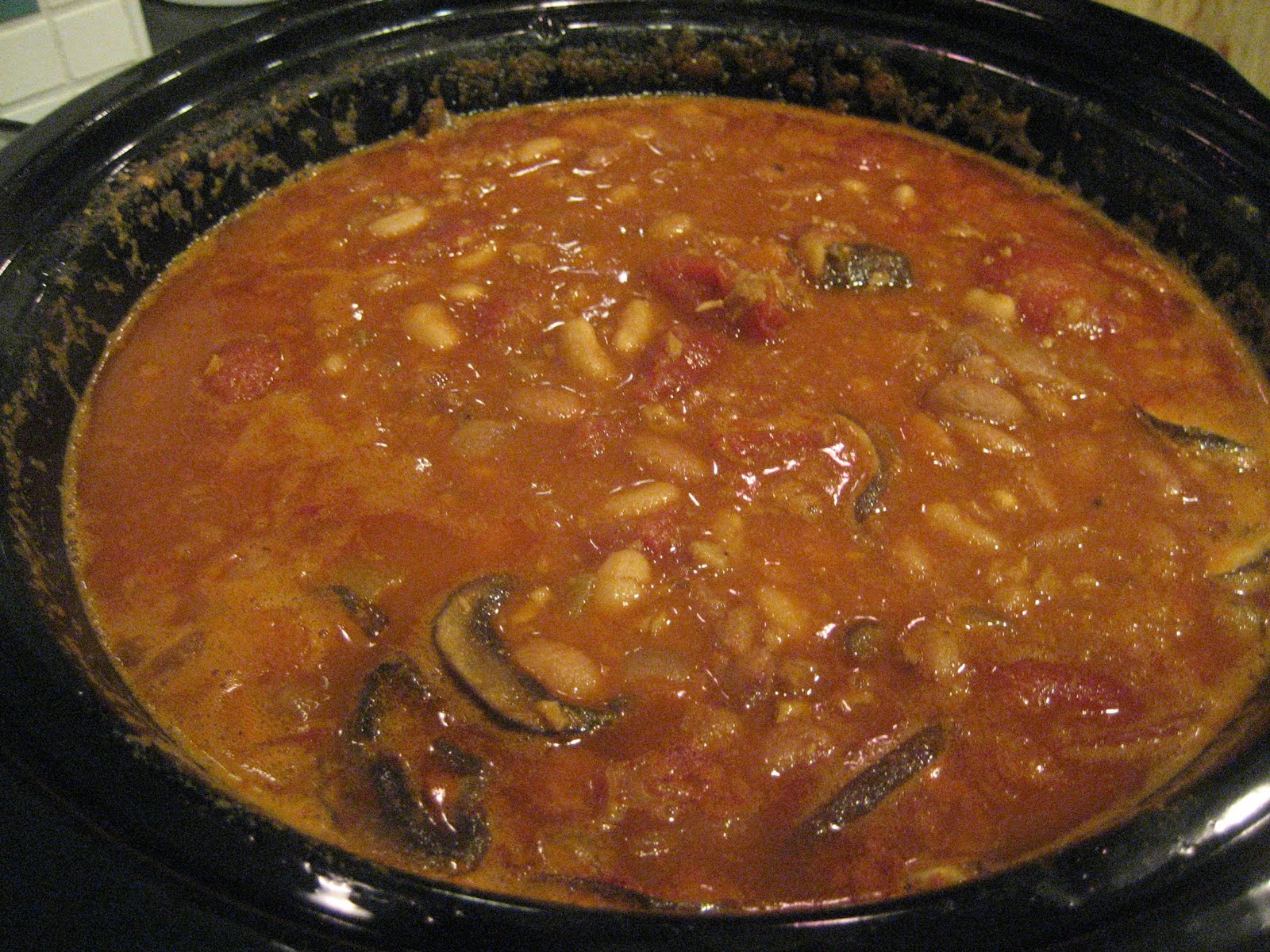 Boomerang Kitchen Slow Cooker Tuscan Bean Stew